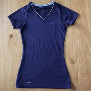 NIKE PRO PURPLE V NECK SZ XS